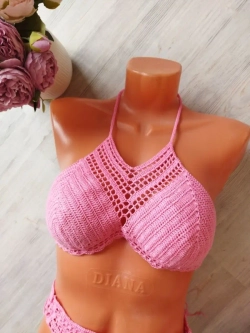 Вязаный купальник