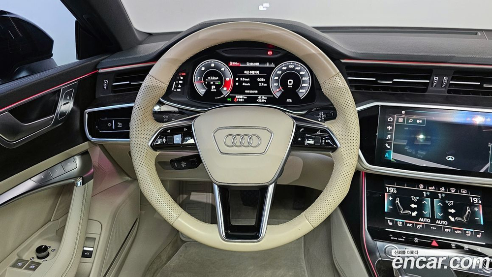 Audi A7 (4K) 45 TDI Quattro Premium (08.2020)