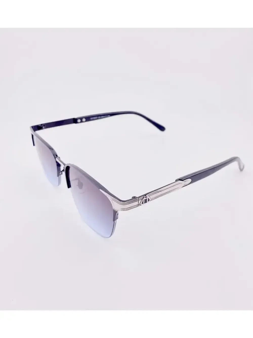 Очки солнцезащитные