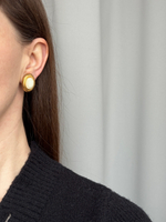 Клипсы с кремовыми кабошонами Givenchy