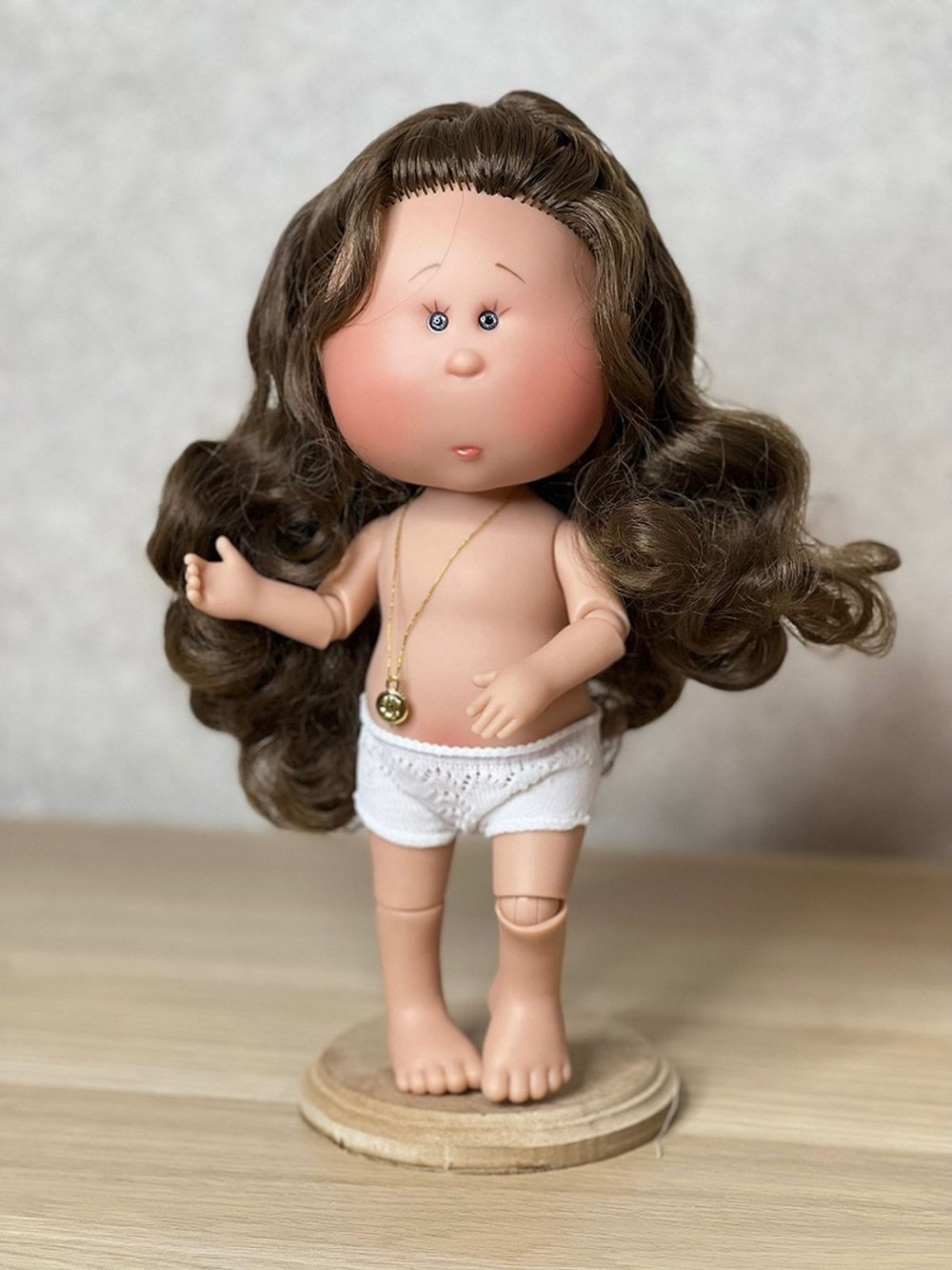 Кукла Nines виниловая 30см MIA CASE шарнирная (3517)