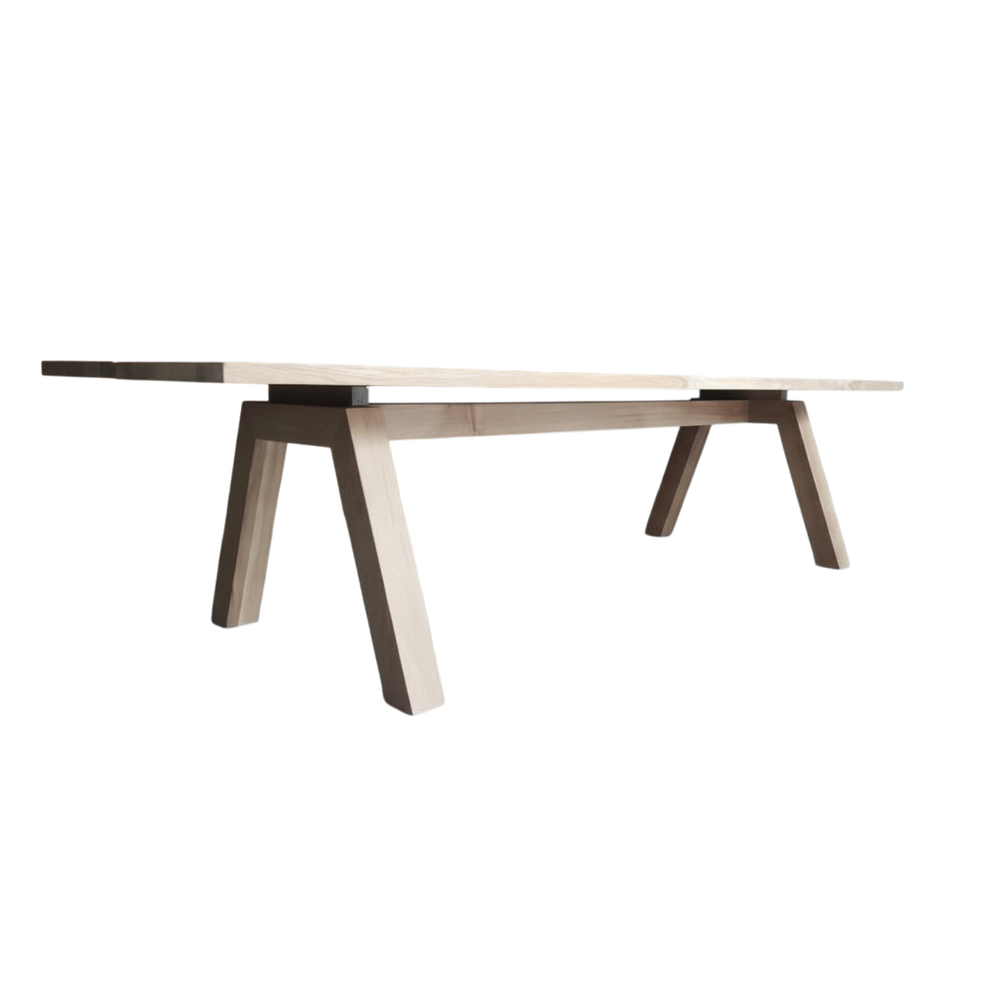 Стол обеденный model039