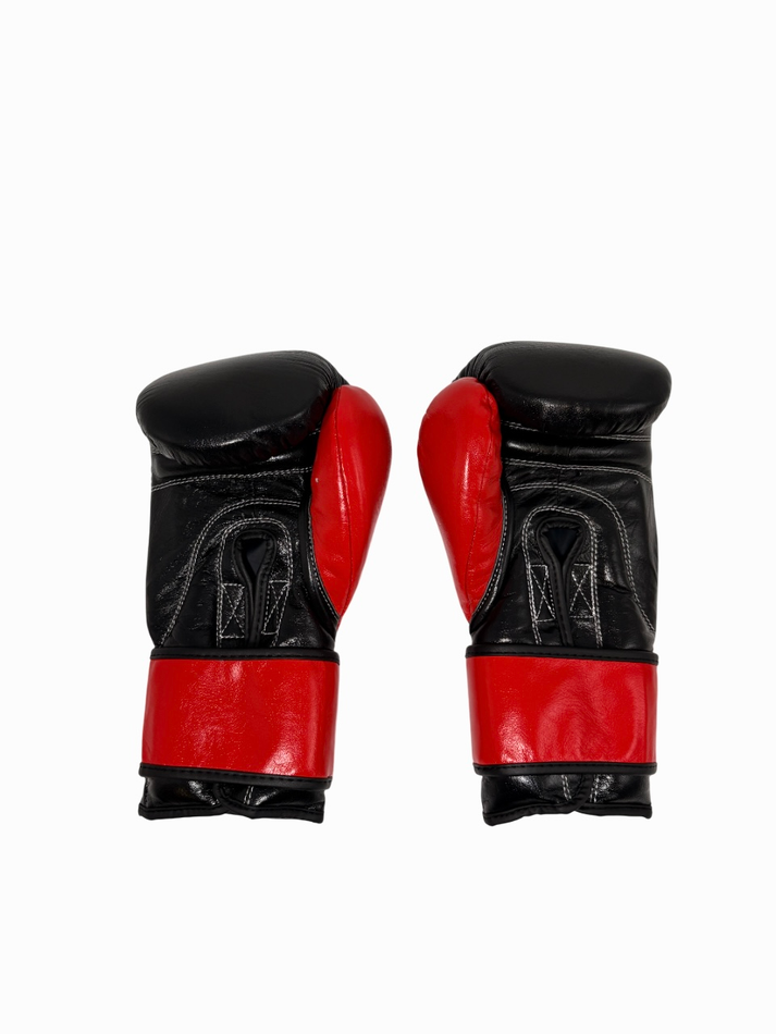 Перчатки боксерские Arcade черно-красные