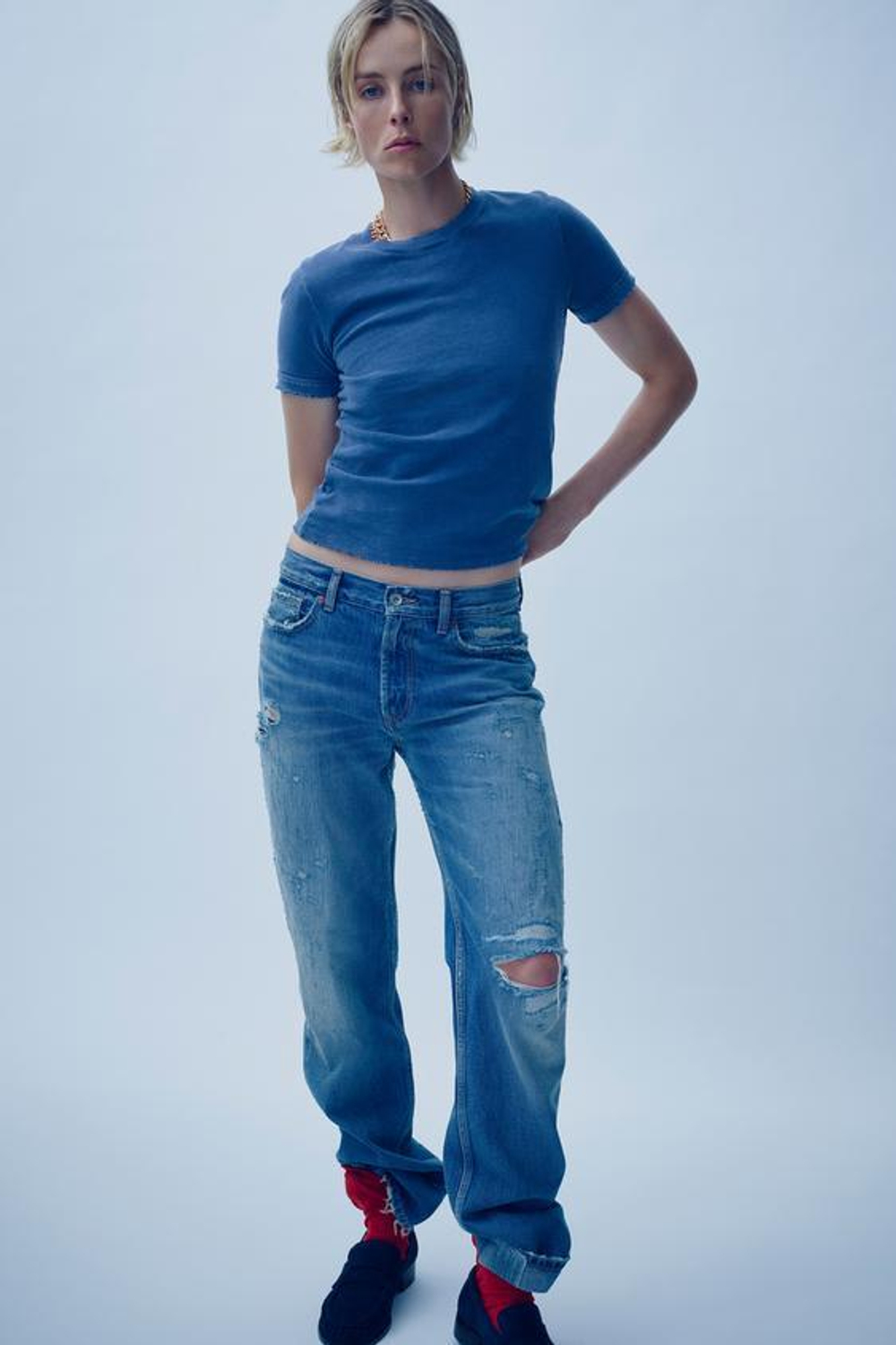 ZARA ДЖИНСЫ TRF ПРЯМОГО КРОЯ СО СРЕДНЕЙ ПОСАДКОЙ И РАЗРЕЗАМИ, ГОЛУБОЙ