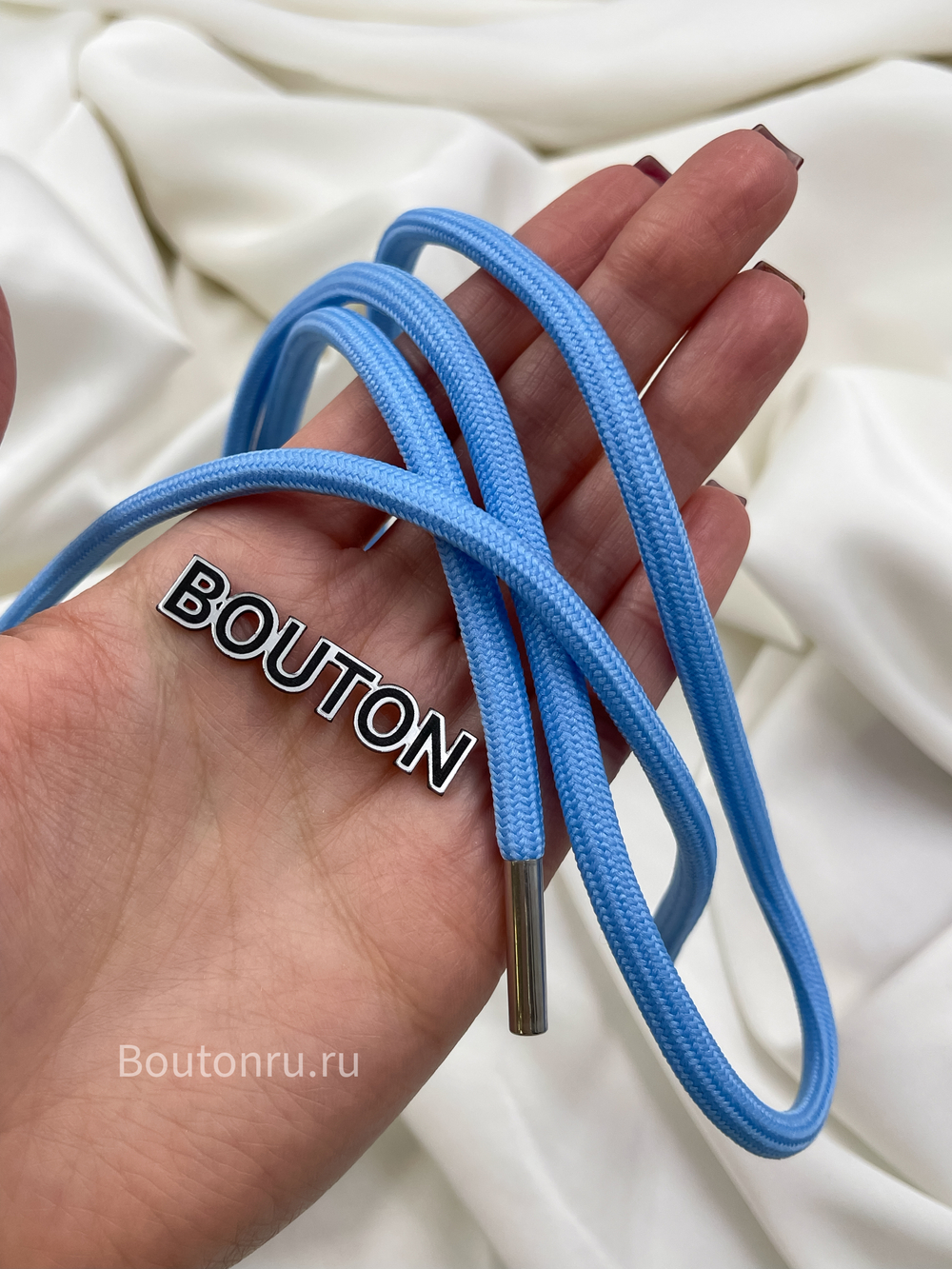 Шнур круглый светло-синий 1,4 м