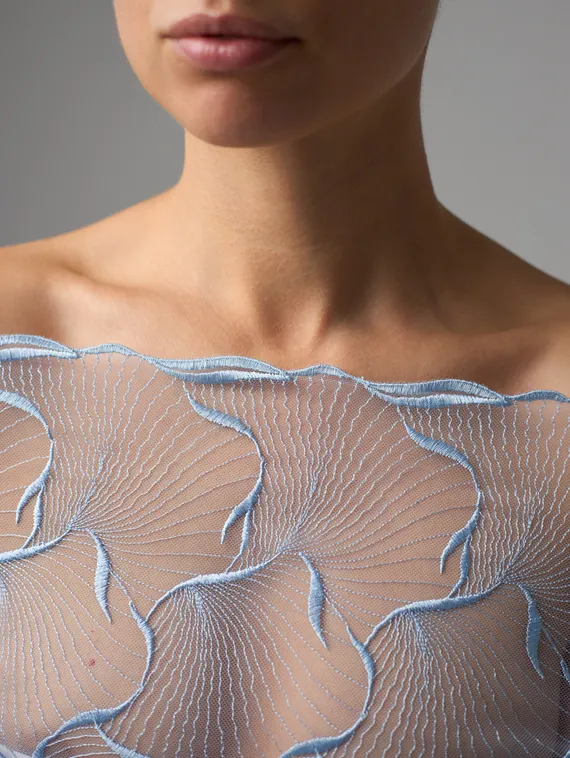 05-160 ОПТ Вышивка на неэл. сетке 24 см, голубой 3090