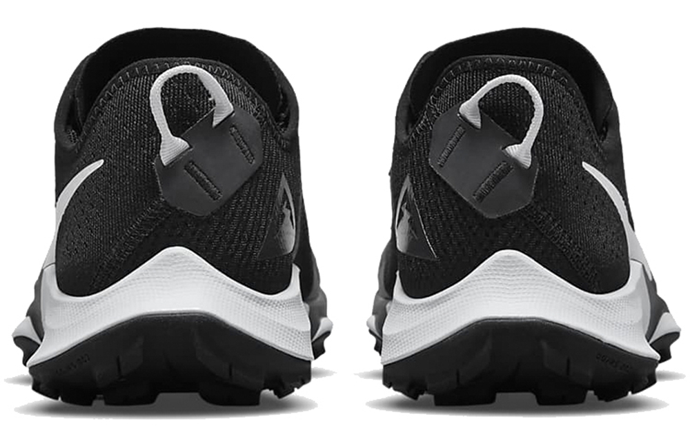Кроссовки Nike Air Zoom Terra Kiger 7