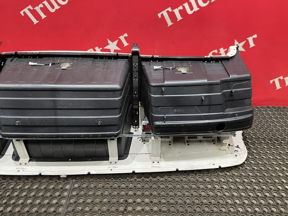 Консоль кабины верхняя 2024г.