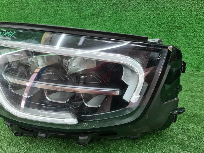Фара правая Mercedes GLC X253 (2019-2022) LED