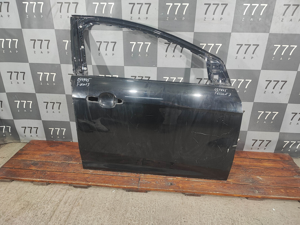 Дверь передняя правая Ford Focus 3 11-19 Б/У Оригинал 2147844