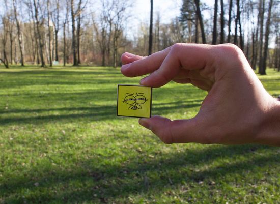 Значок деревянный (брошь)  Bob. Fire Pin