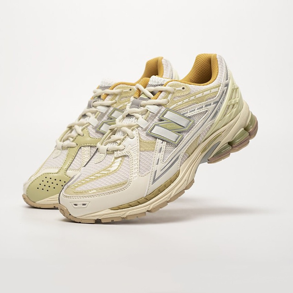 кроссовки New Balance 1906U Cream