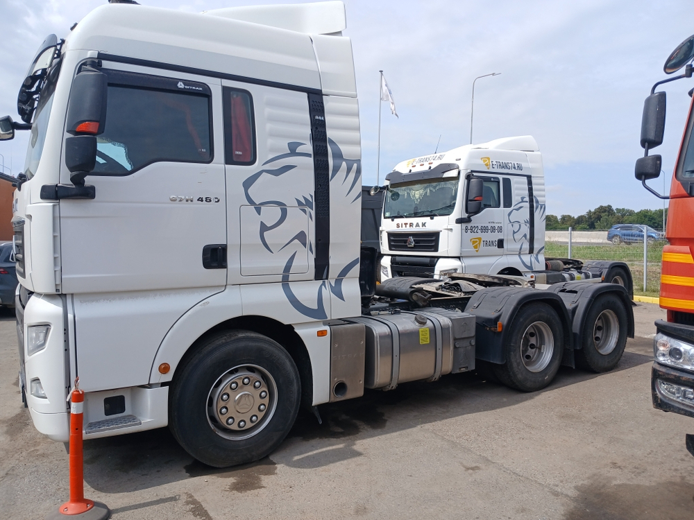SITRAK C7H 6x4 Седельный тягач ZZ4256V364HE (Дизельный, 12,4 л, 480 л.с., АТ)