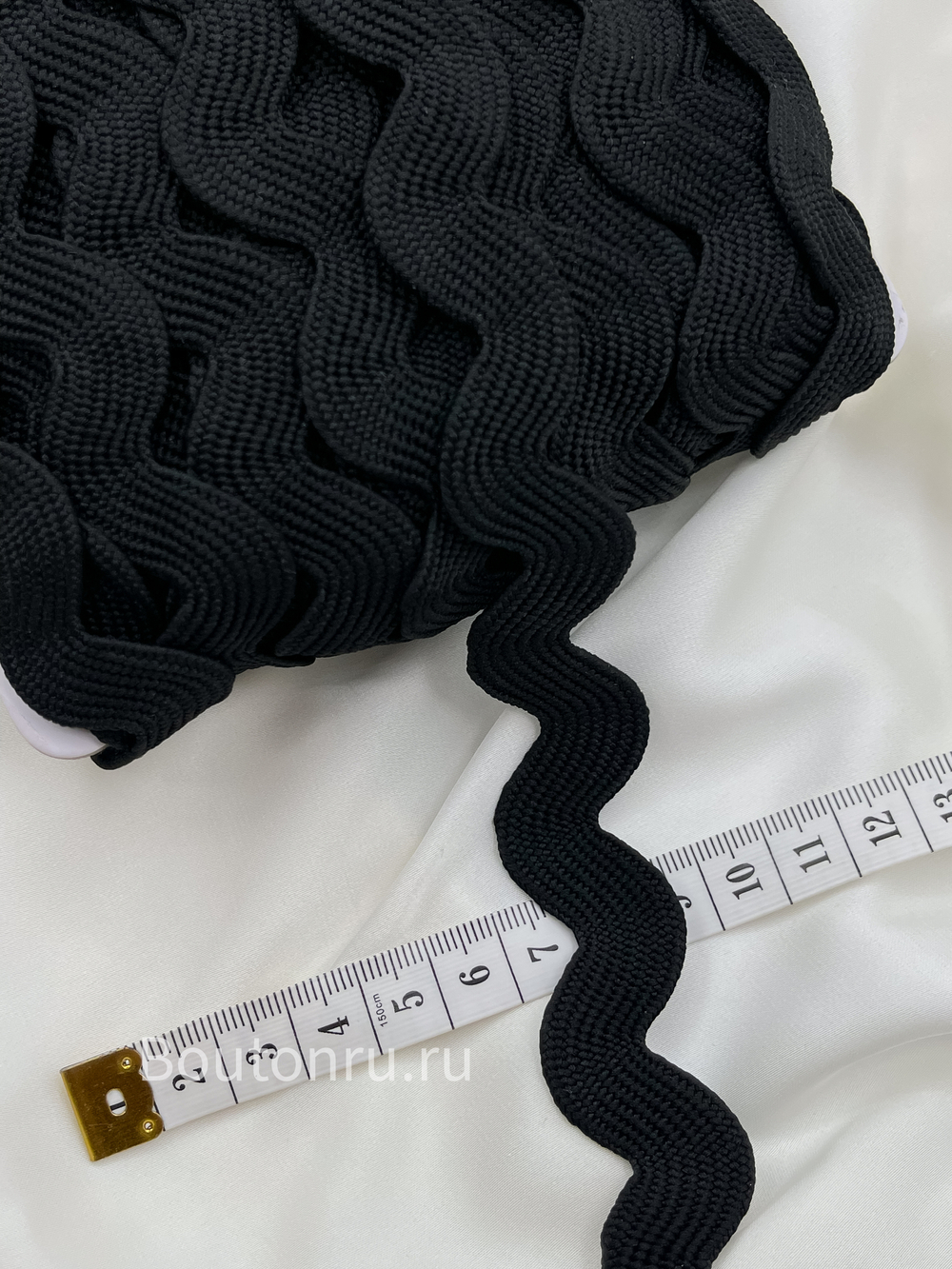 Тесьма декоративная волнистая "Вьюнчик зиг-заг" черная