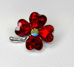 Брошь. Брошка. Клевер-четырехлистник — символ удачи. Цвет красный
