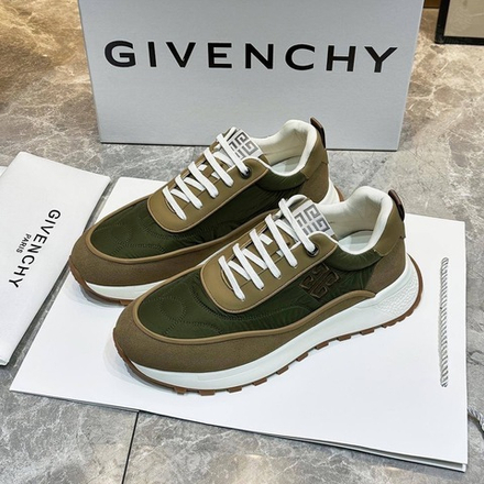 Кроссовки Givenchy