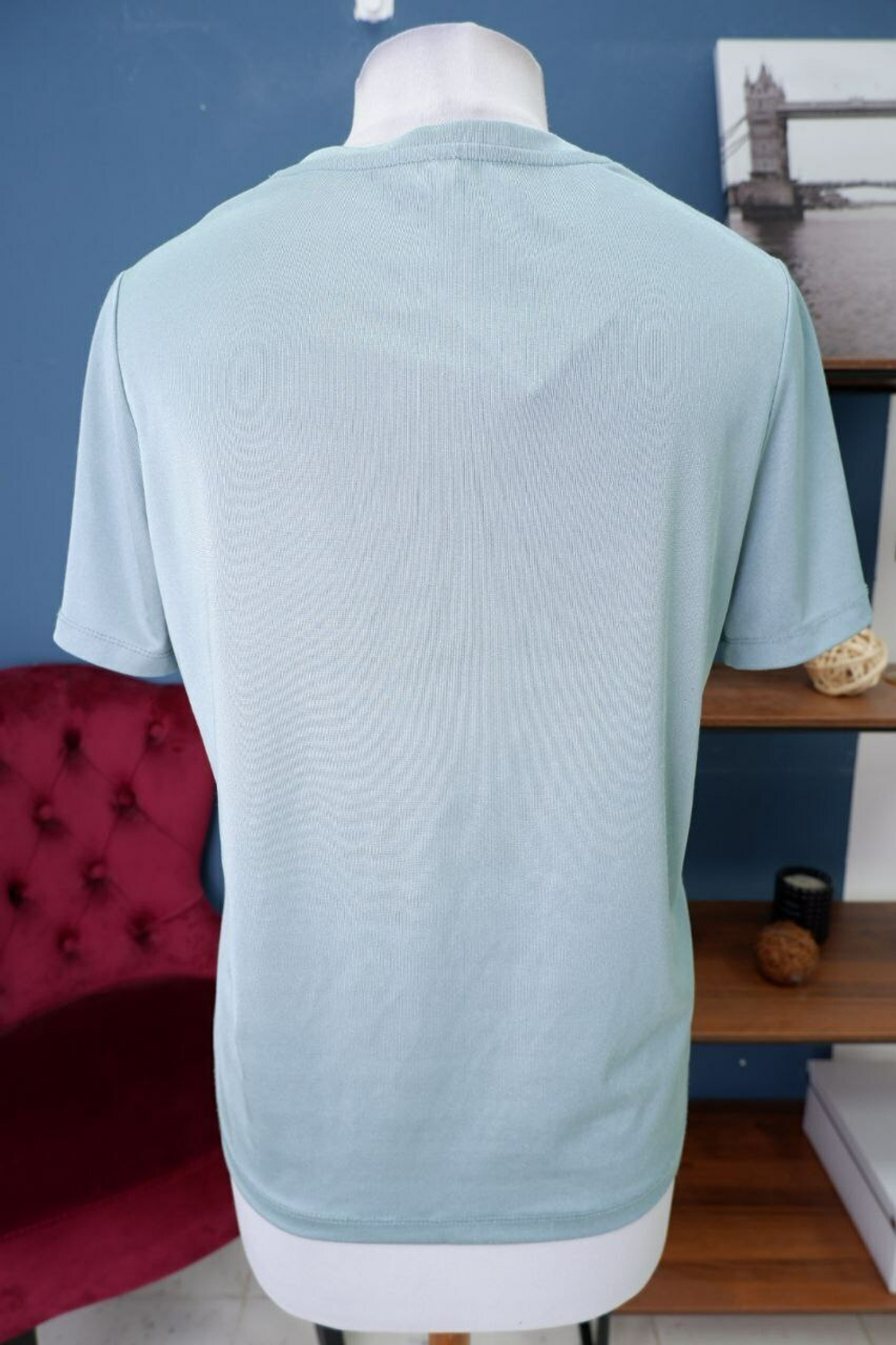 Футболка Zolla однотонная 44 размер