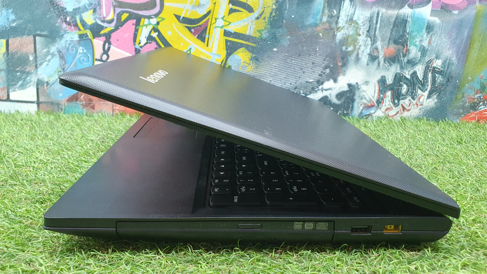 Ноутбук Lenovo