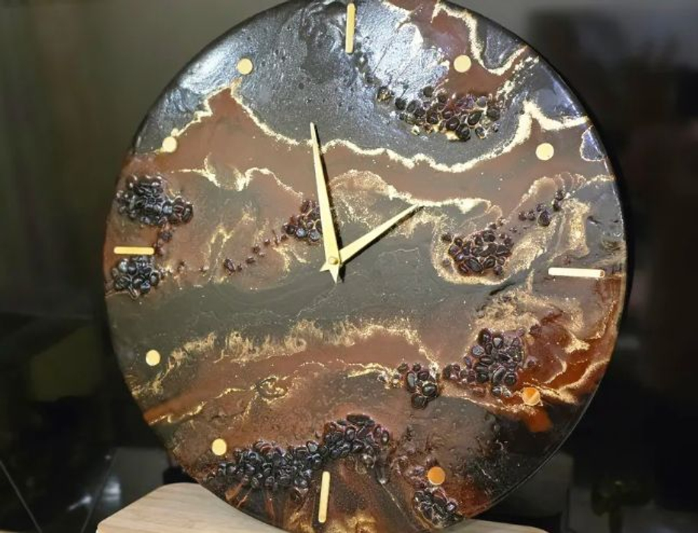 Подарочные настенные часы ручной работы матовые