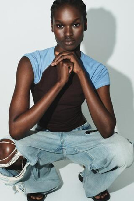 ZARA ФУТБОЛКА РЕГЛАН С КОРОТКИМ РУКАВОМ, КОРИЧНЕВО-СИНИЙ