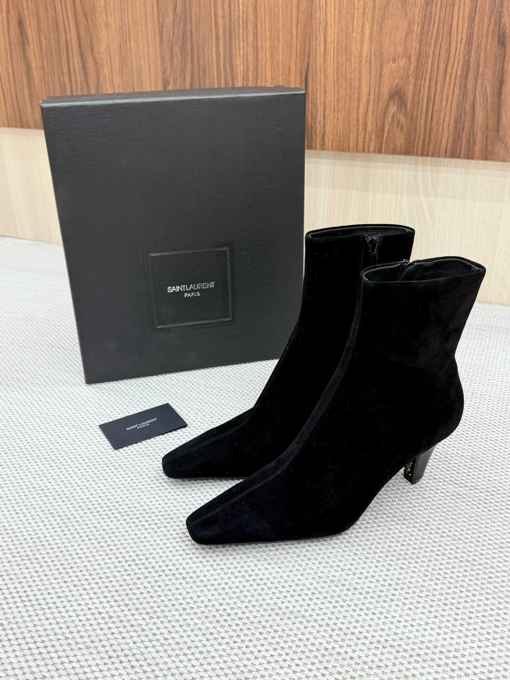 Ботильоны Yves Saint Laurent