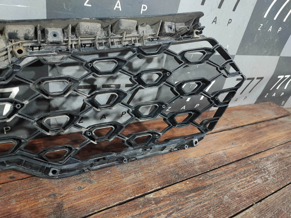 Решетка радиатора Kia Sorento 4 Оригинал целая 86351P2100