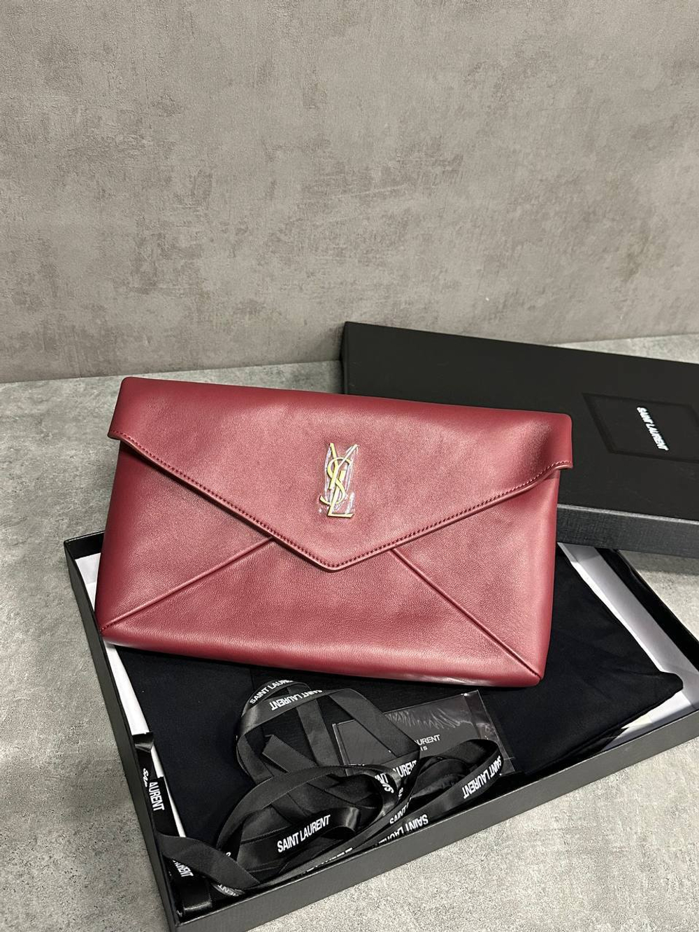 Сумка Yves Saint Laurent