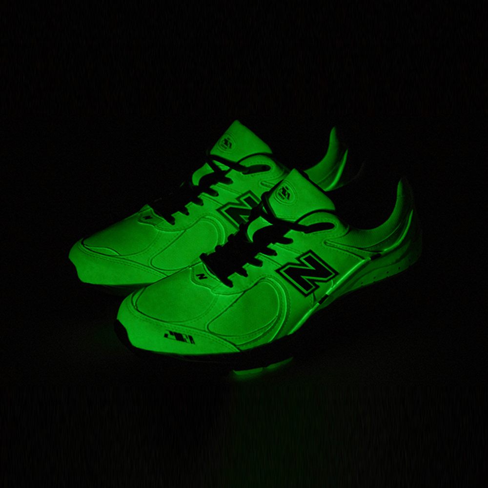 Кроссовки Randomevent X Unik X New Balance Nb 2002R