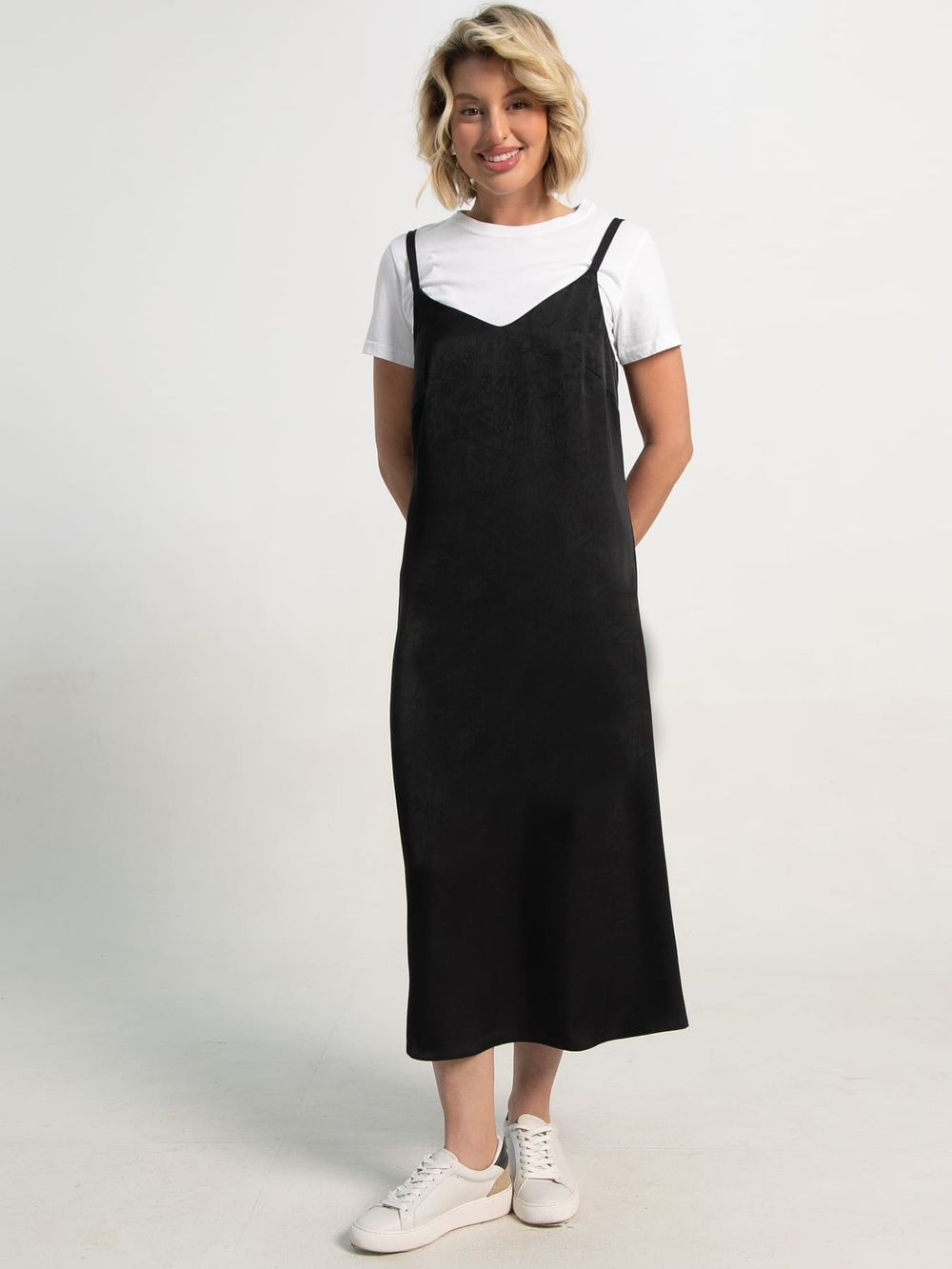Платье Городская нимфа (черное) П15890-5М LT Collection