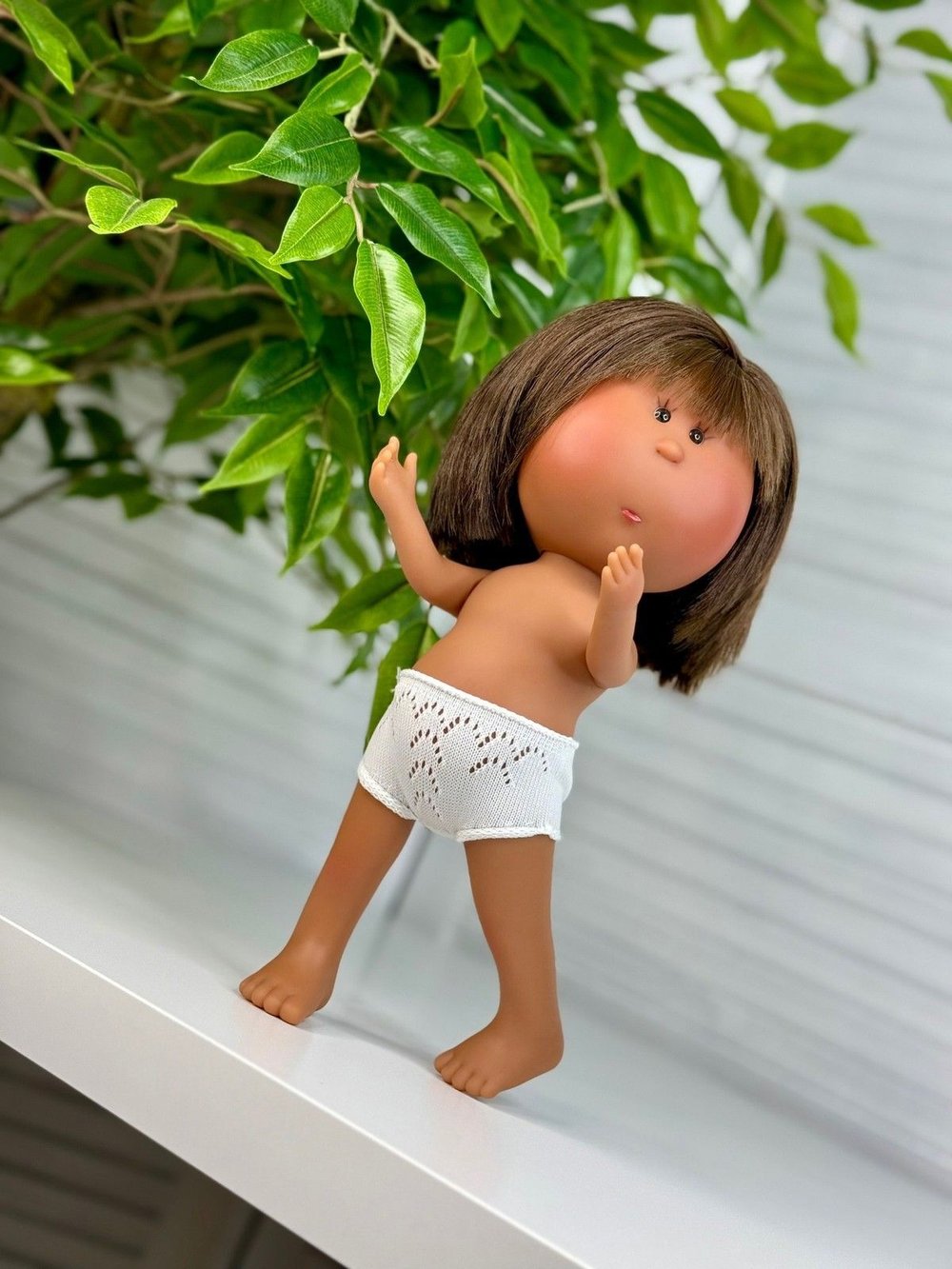 Кукла Nines виниловая 30см MIA LATINA без одежды (3000WL3)