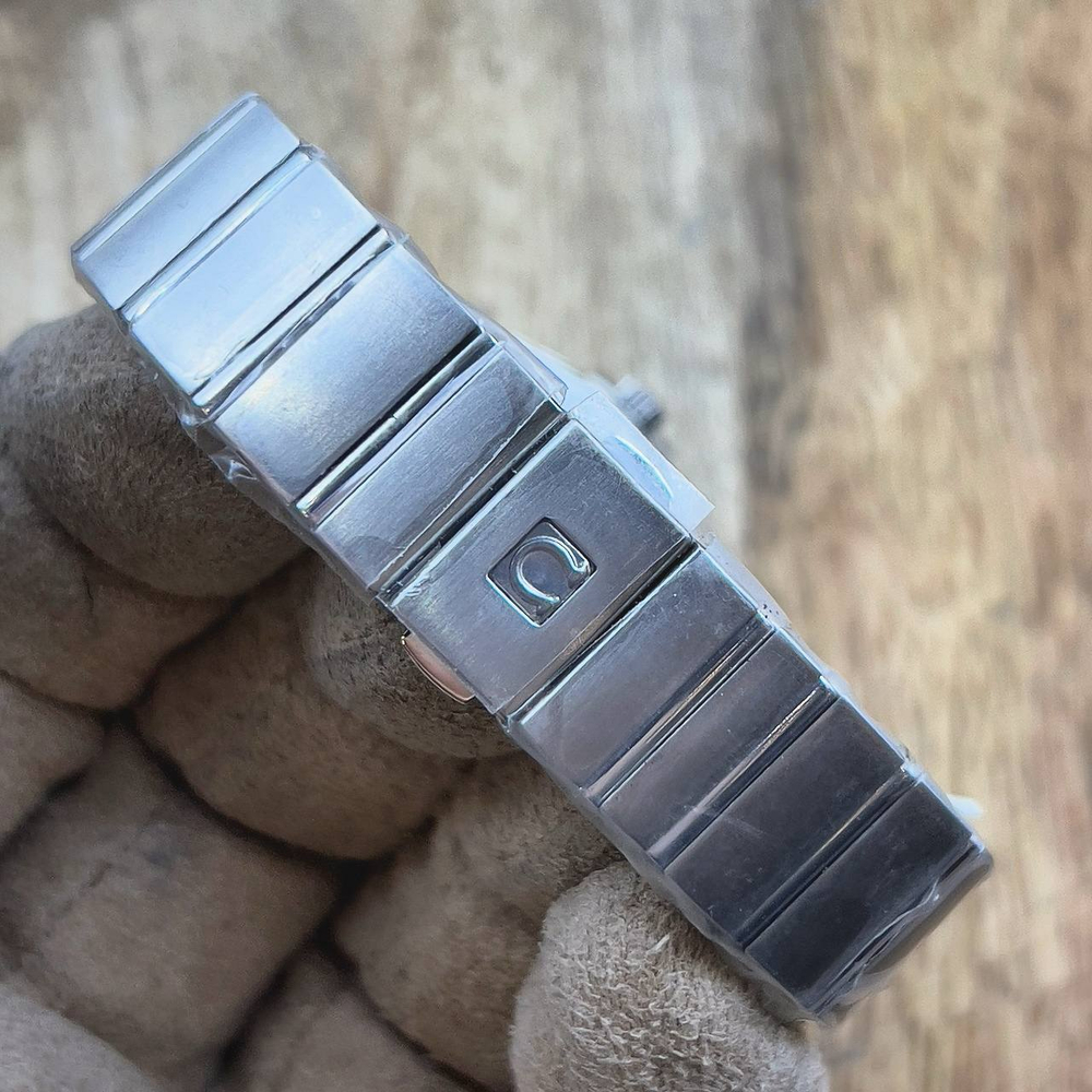 Часы Omega