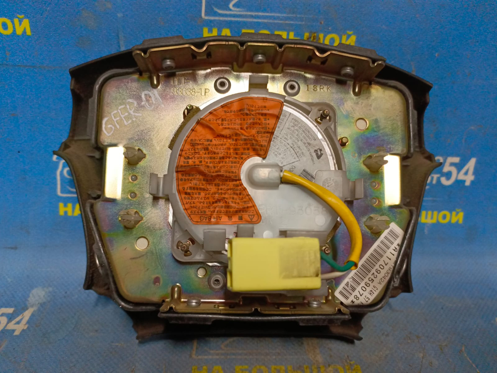 Подушка безопасности водительская MAZDA CAPELLA 1998