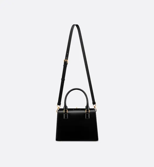 Сумка Dior Boston, модель среднего формата