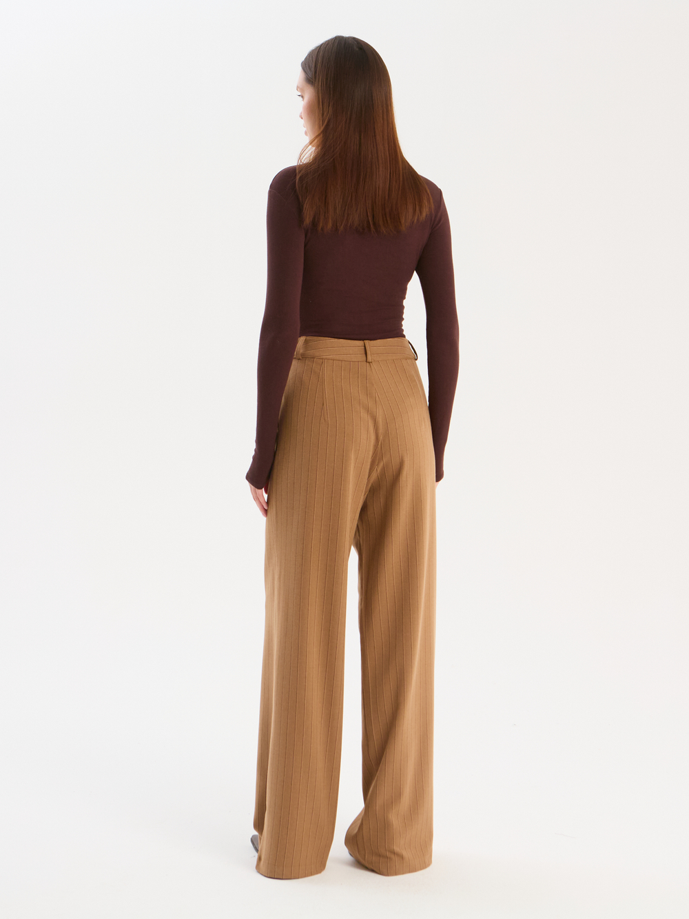 Брюки в полоску