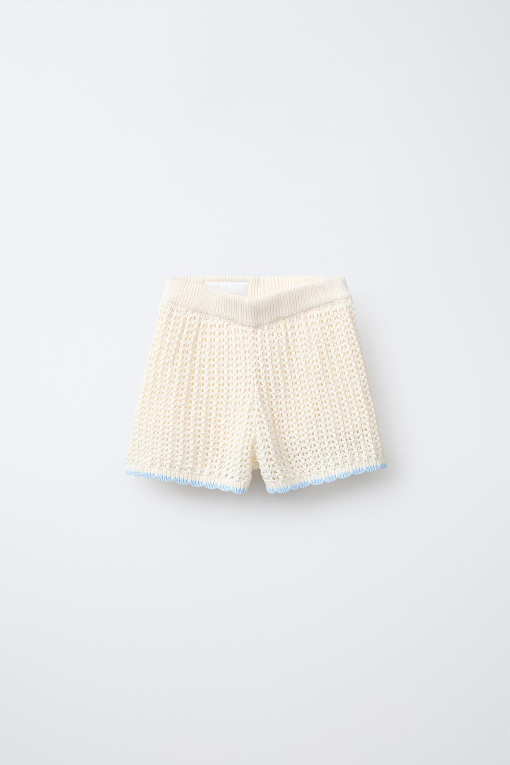 ZARA ТРИКОТАЖНЫЕ ШОРТЫ, ЭКРЮ