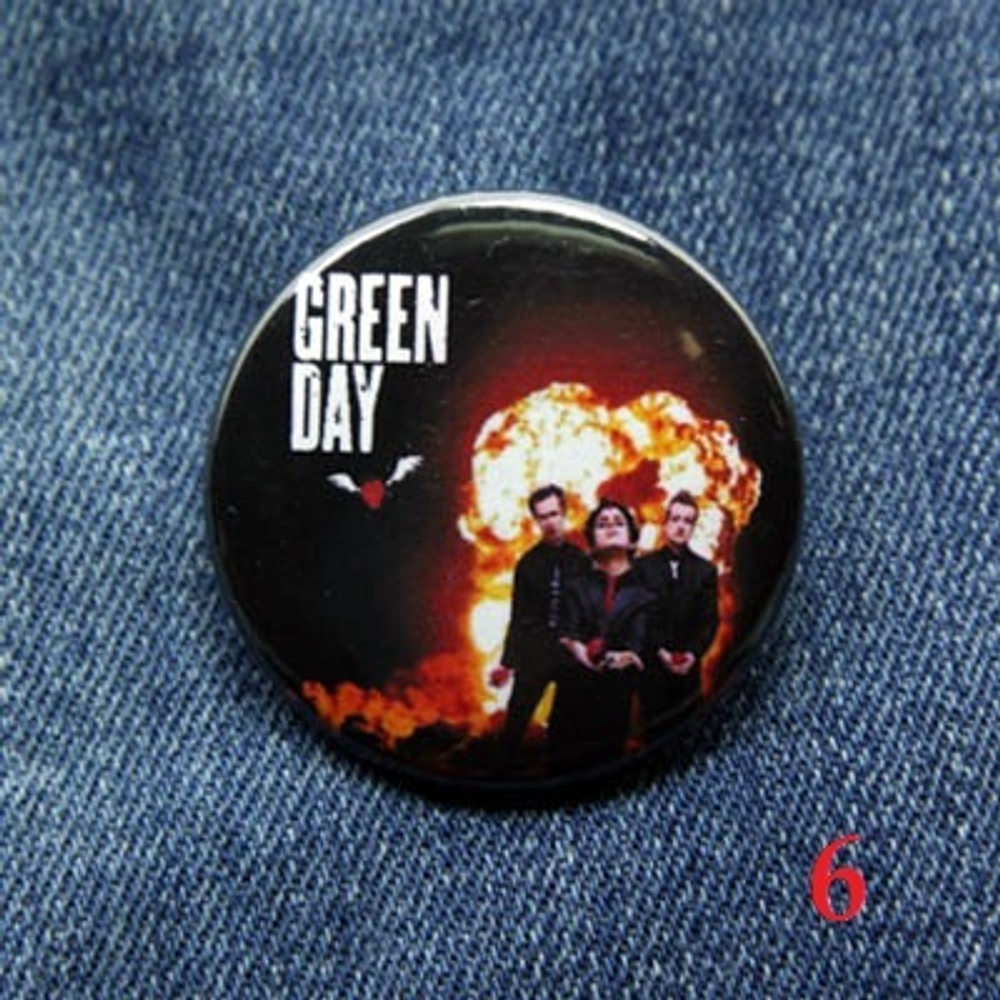 Значок Green Day 36 мм ( в ассортименте )