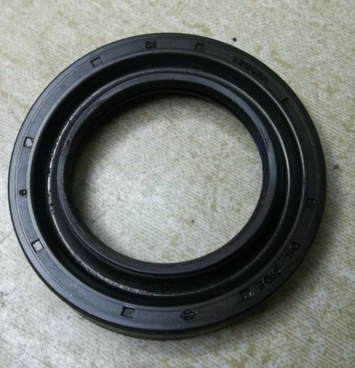 12052A Сальник из металлонаполненной резины