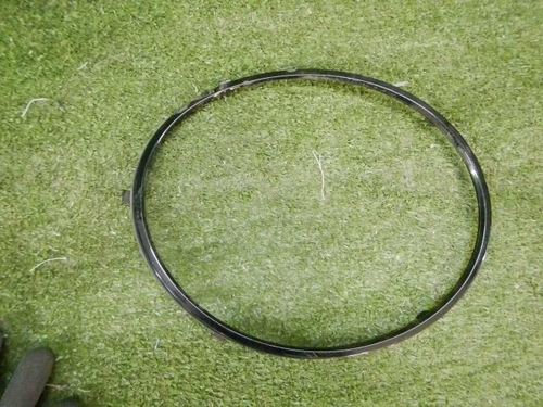 Накладка фары правая внутренняя Bentley Bentayga (2015-2020)