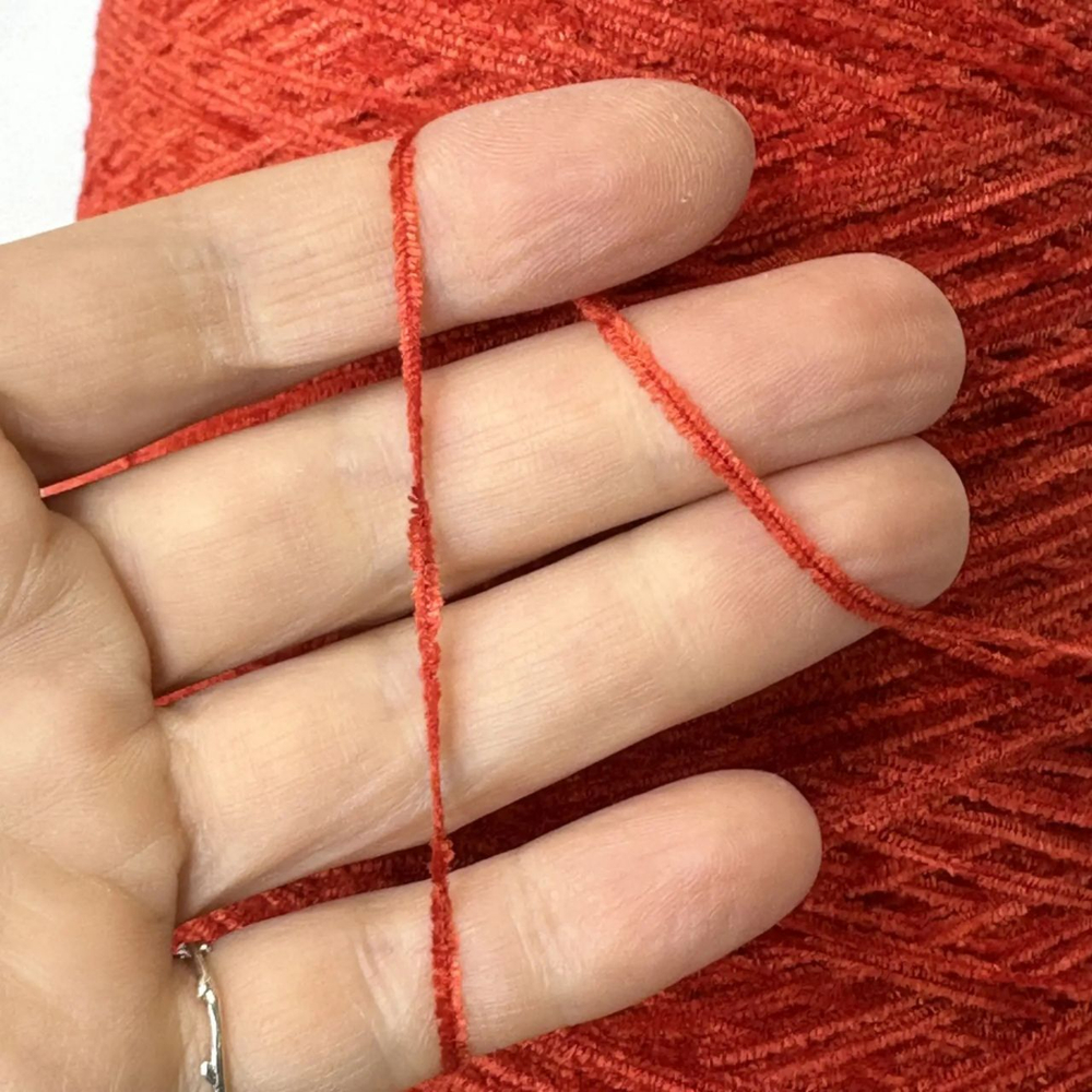 VELUTTO - E. Miroglio; 45% вискоза, 55% акрил фибра; велюр; 600м/100гр; col. YF8, цвет: красно-оранжевый «пламя»