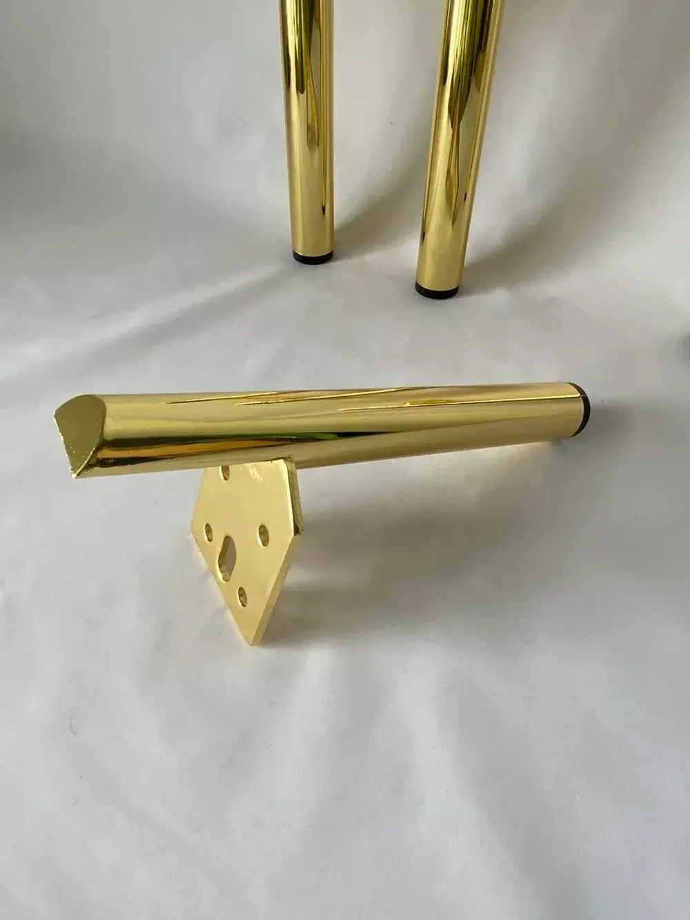 Мебельные ножки металлические под диван кресло тумбу шкаф