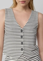 Жилет в текстурную полоску s.Oliver