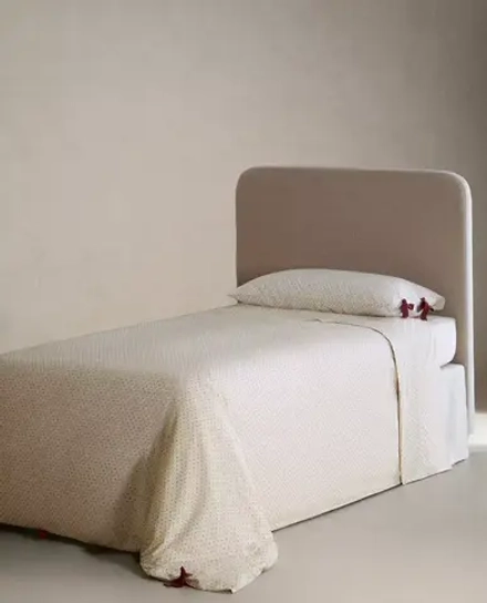 ZARA HOME ДЕТСКАЯ ПРОСТЫНЯ С ПРИНТОМ, КРАСНОВАТО-КОРИЧНЕВЫЙ