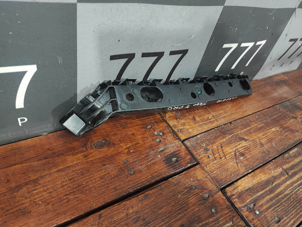 Кронштейн заднего бампера правый Chery Tiggo 7 Pro 20-24 Б/У Оригинал 602000610AA