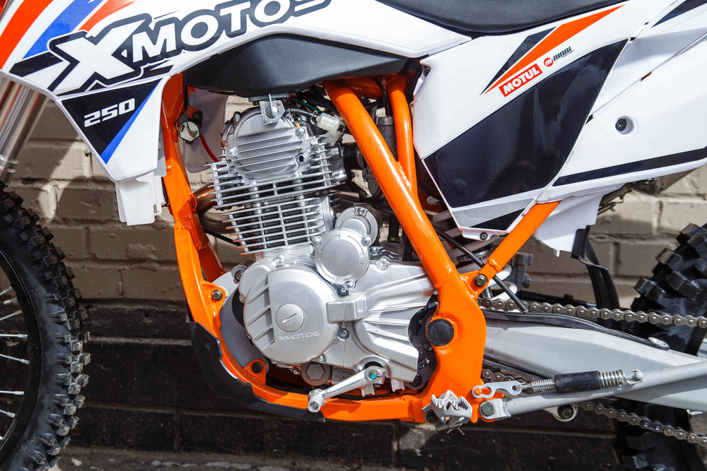 Мотоцикл Кроссовый XMOTOS Racer Pro 250, 2020 г.в. (Белый)