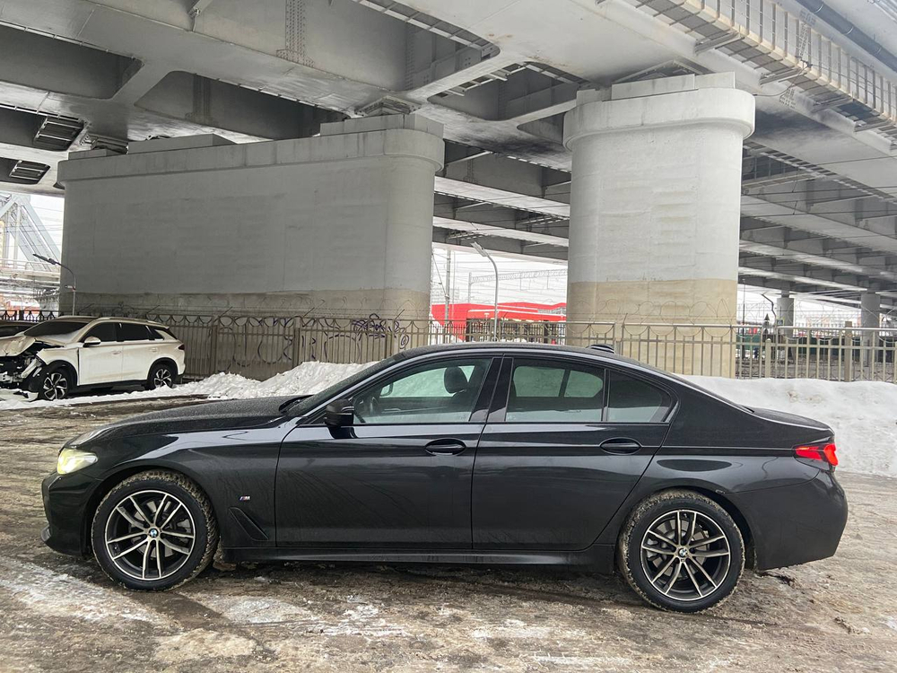BMW 5-SERIES 520d xDrive Sedan