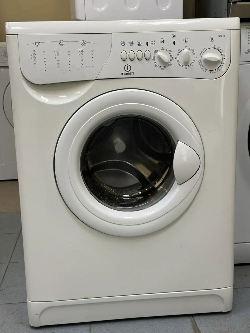 Стиральная машина indesit ws84tx б/у фронтальная 5 кг до 800 об/мин