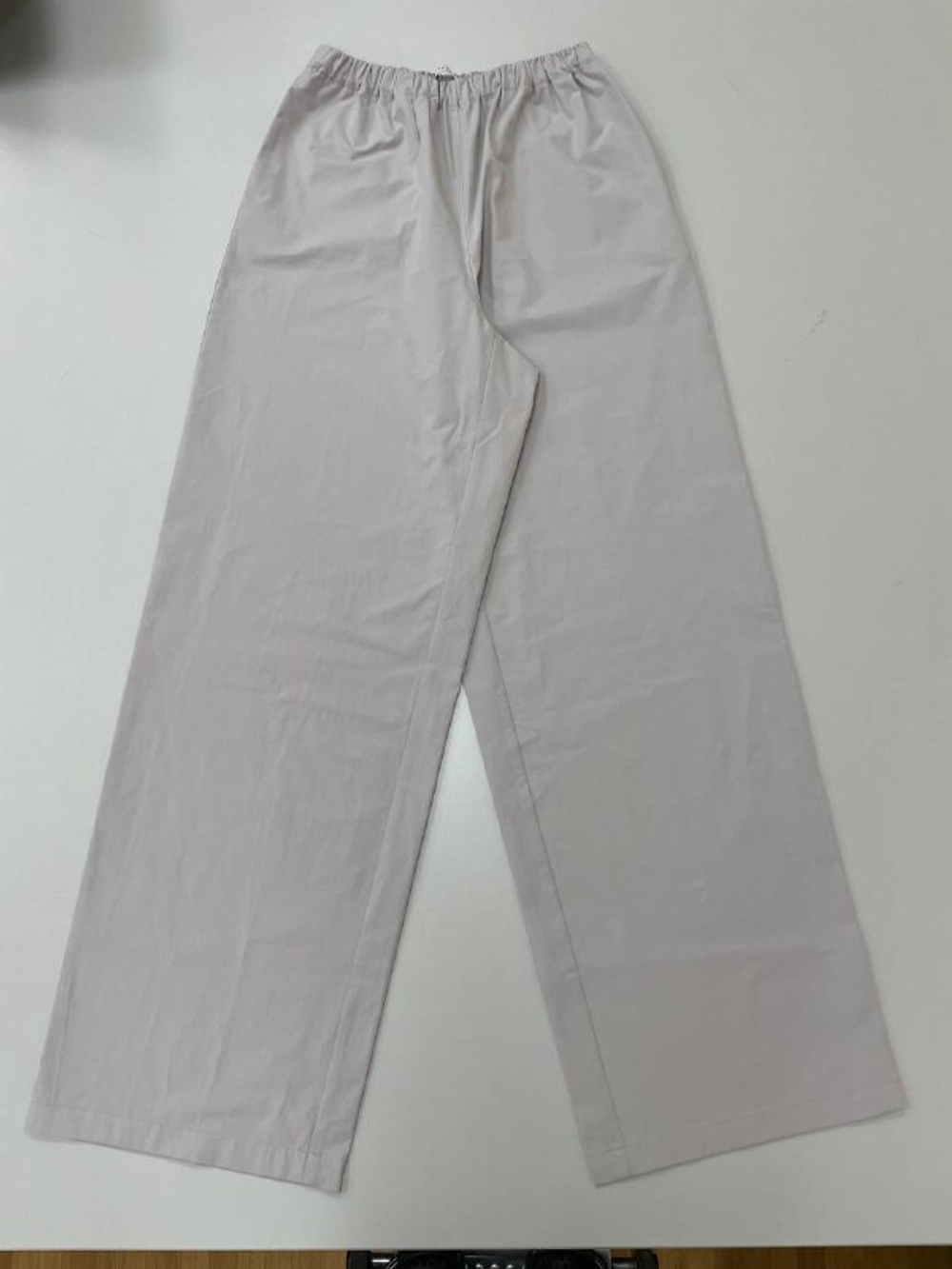 Тестовый экземпляр. Брюки Kami из хлопка 100%. Цвет светло-серый. №62 Другая ткань (вареный хлопок).