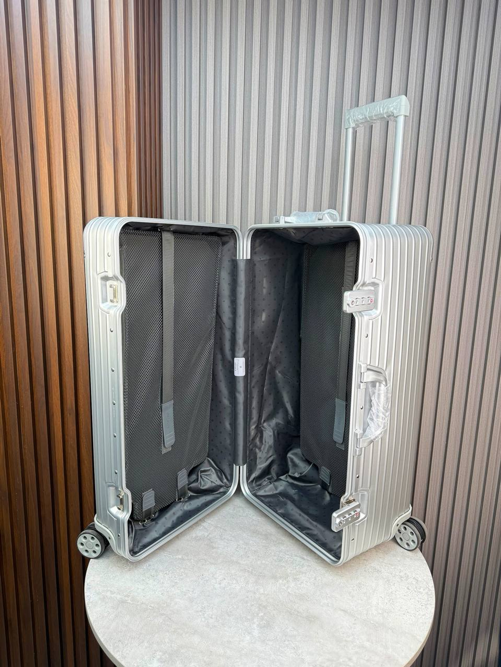 Чемодан Rimowa