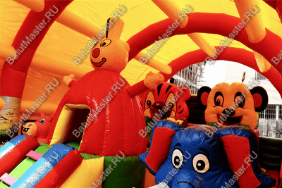 Надувной батут "Зверята с крышей 3" со скалодромом, 11*7*6 м