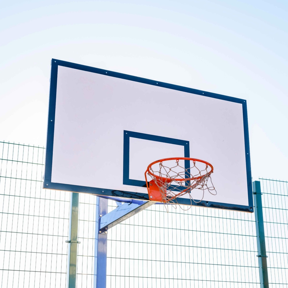 Щит баскетбольный игровой (фанера 15 мм, металлокаркас) 1050х1800 мм ZAVODSPORTA